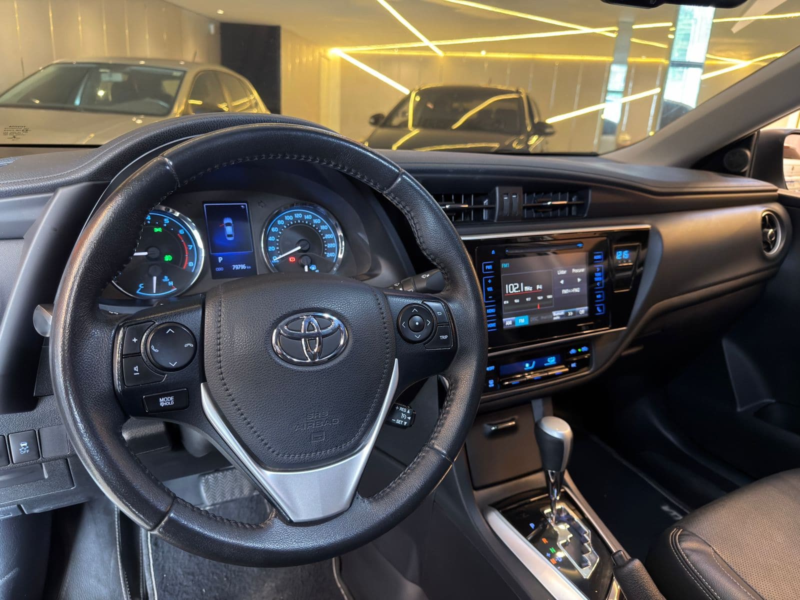 Corolla XEi 5