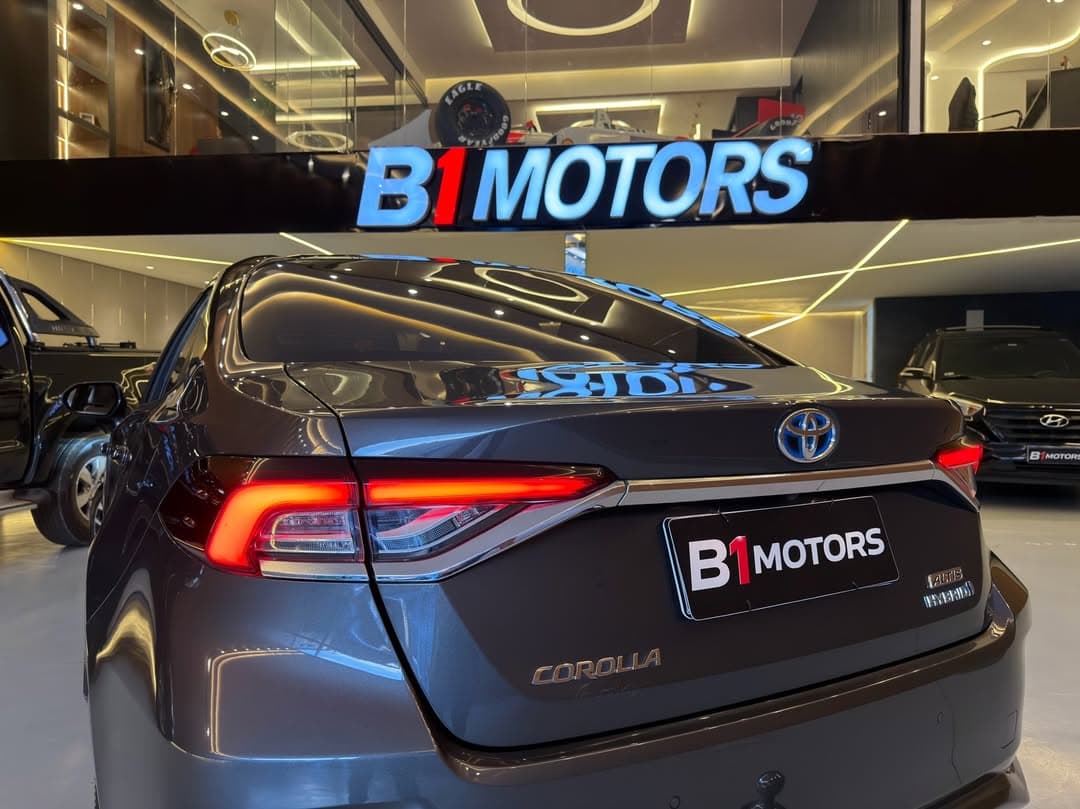 Corolla Altis Premium 6